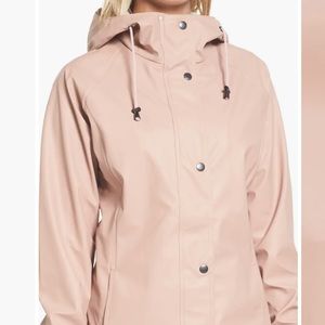 Black Isla Jacobsen Raincoat